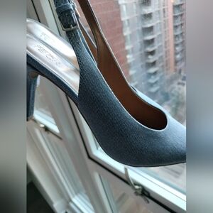 40. Nordstrom Rack Priscilla Slingback Pump